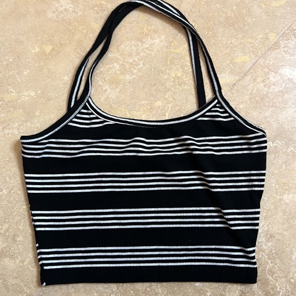 💕Cute top💕  - Picture 2 of 3